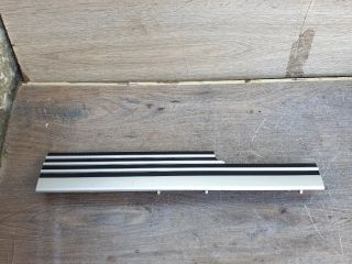 bontott LAND ROVER RANGE ROVER Bal első Belső Küszöb Burkolat