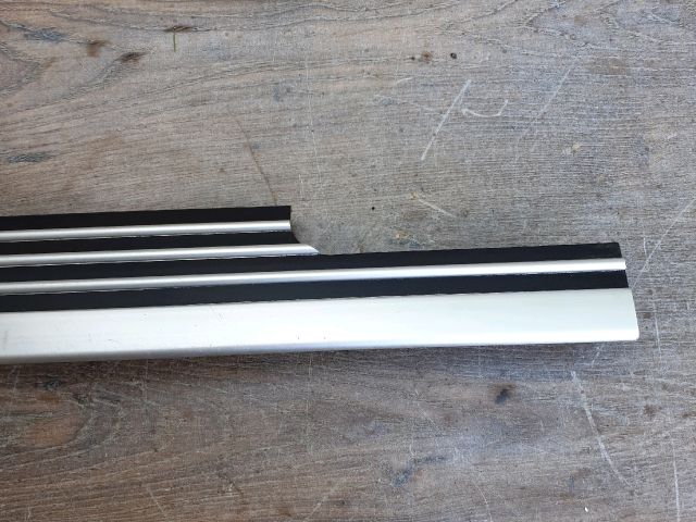 bontott LAND ROVER RANGE ROVER Bal első Belső Küszöb Burkolat