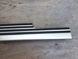 bontott LAND ROVER RANGE ROVER Bal első Belső Küszöb Burkolat