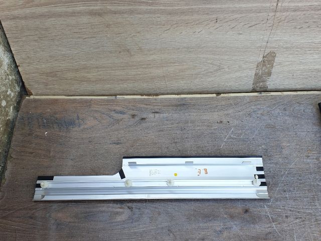 bontott LAND ROVER RANGE ROVER Bal első Belső Küszöb Burkolat