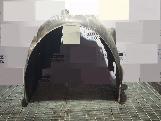 bontott LAND ROVER RANGE ROVER Bal első Dobbetét (Kerékjárati, Műanyag)