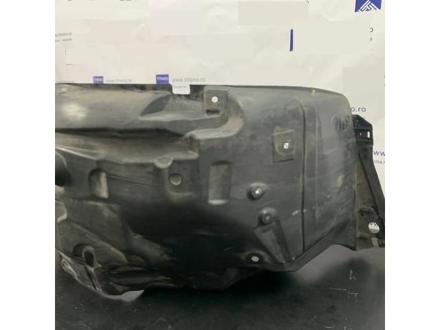 bontott LAND ROVER RANGE ROVER Bal első Dobbetét (Kerékjárati, Műanyag)