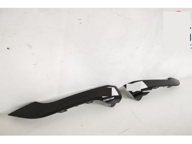 bontott LAND ROVER RANGE ROVER Bal első Lökhárító Díszléc