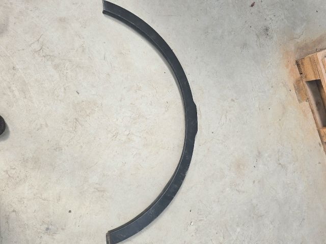 bontott LAND ROVER RANGE ROVER Bal első Sárvédő Díszléc