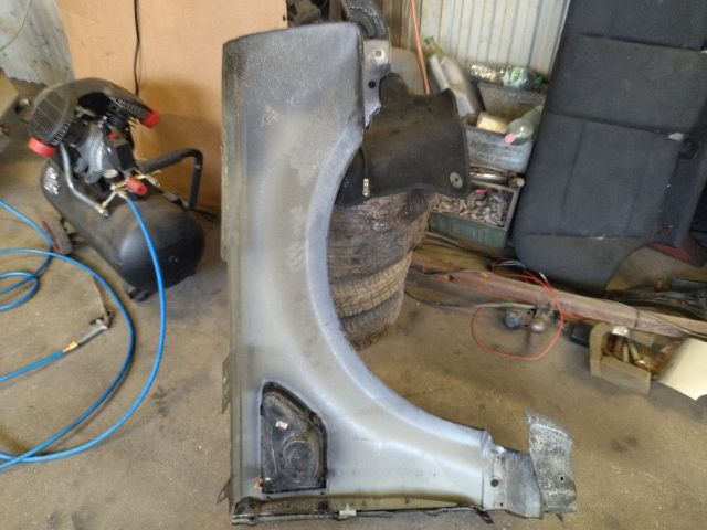 bontott LAND ROVER RANGE ROVER Bal első Sárvédő