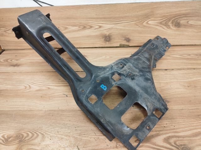 bontott LAND ROVER RANGE ROVER Bal Fényszóró Lámpakeret