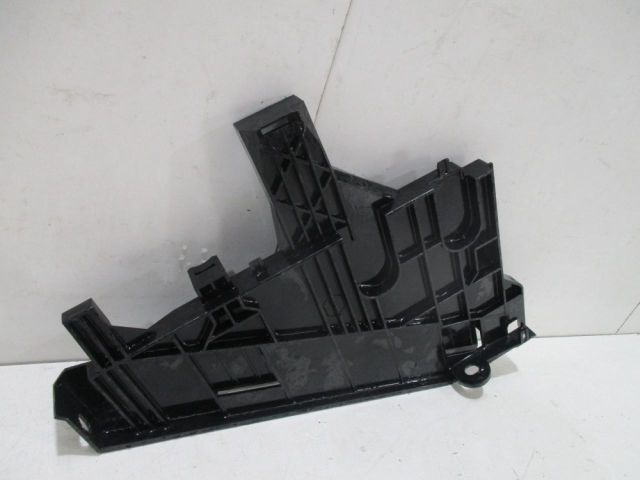 bontott LAND ROVER RANGE ROVER Bal Fényszóró Tartó