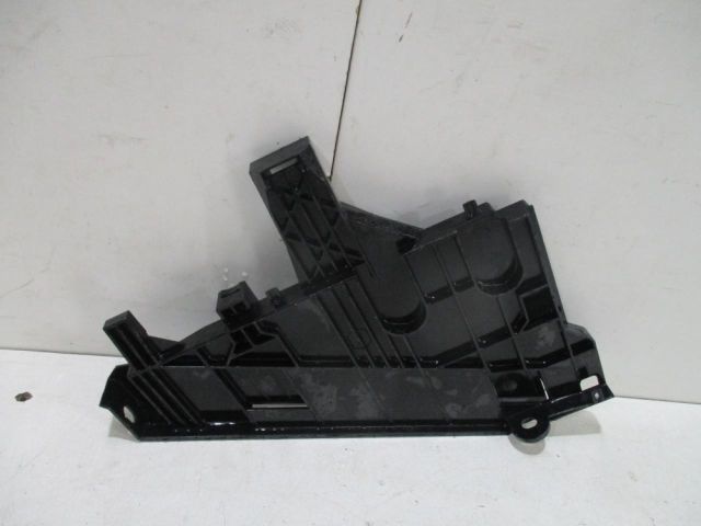 bontott LAND ROVER RANGE ROVER Bal Fényszóró Tartó