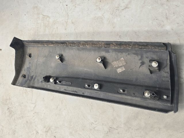 bontott LAND ROVER RANGE ROVER Bal hátsó Ajtó Díszléc