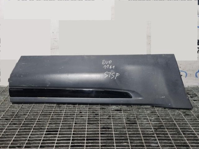 bontott LAND ROVER RANGE ROVER Bal hátsó Ajtó Díszléc