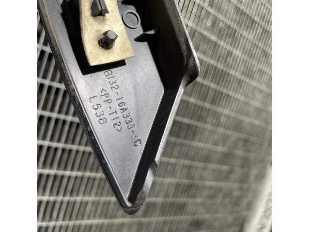 bontott LAND ROVER RANGE ROVER Bal hátsó Ajtó Díszléc