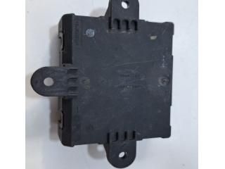 bontott LAND ROVER RANGE ROVER Bal hátsó Ajtó Vezérlőegység