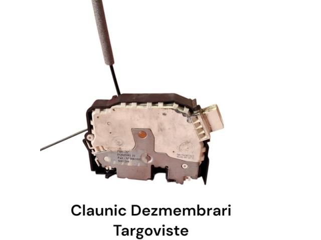 bontott LAND ROVER RANGE ROVER Bal hátsó Ajtózár