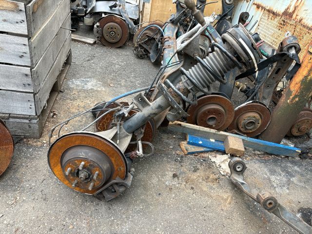 bontott LAND ROVER RANGE ROVER Bal hátsó Gólyaláb (Lengécsillapító, Rugó)