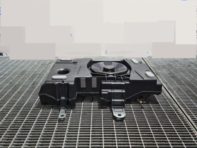 bontott LAND ROVER RANGE ROVER Bal hátsó Hangszóró