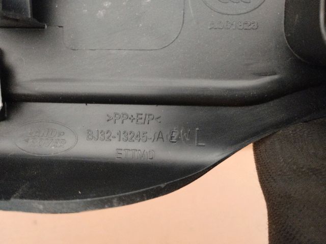 bontott LAND ROVER RANGE ROVER Bal hátsó Küszöb Díszléc