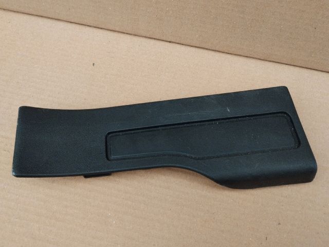 bontott LAND ROVER RANGE ROVER Bal hátsó Küszöb Díszléc