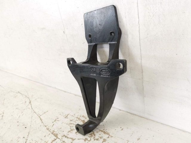 bontott LAND ROVER RANGE ROVER Bal hátsó Küszöb Tartó