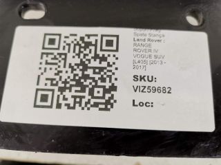 bontott LAND ROVER RANGE ROVER Bal hátsó Küszöb Tartó