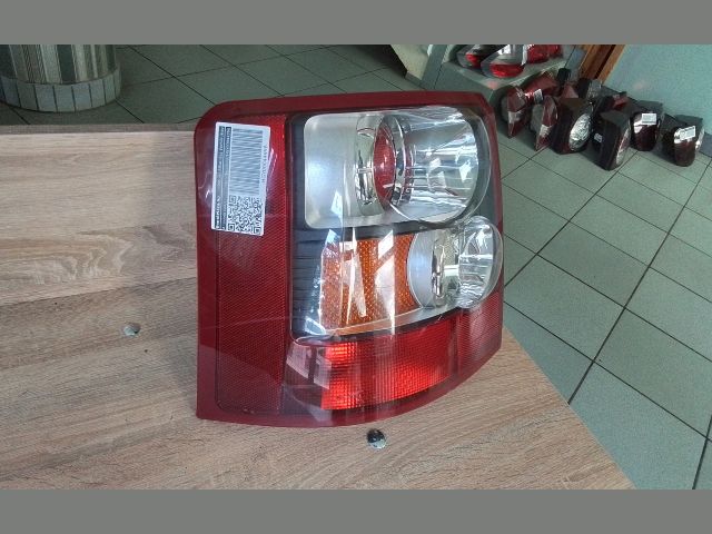 bontott LAND ROVER RANGE ROVER Bal Hátsó Lámpa