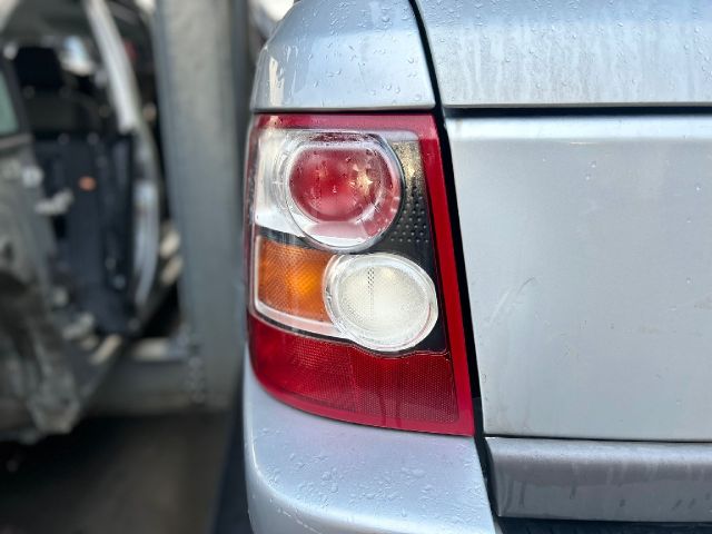 bontott LAND ROVER RANGE ROVER Bal Hátsó Lámpa