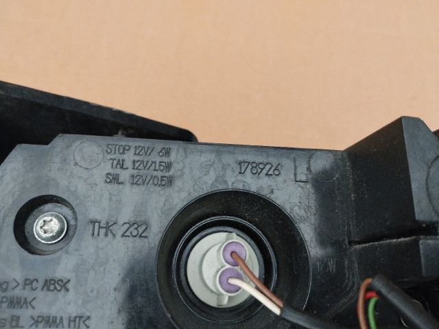 bontott LAND ROVER RANGE ROVER Bal Hátsó Lámpa