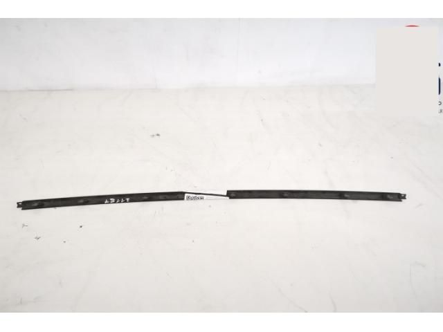 bontott LAND ROVER RANGE ROVER Bal hátsó Lökhárító Díszléc