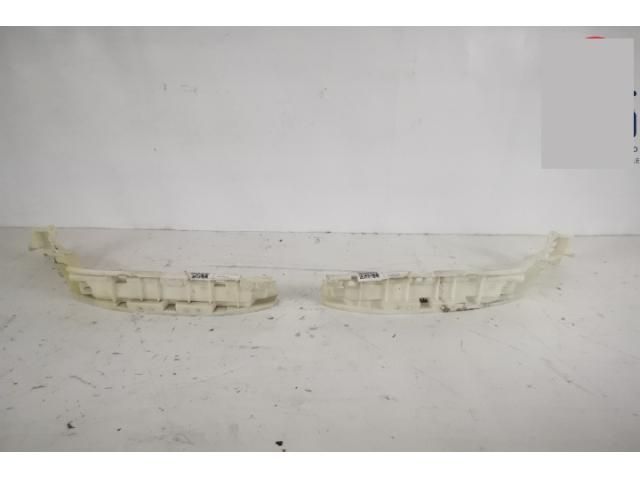 bontott LAND ROVER RANGE ROVER Bal hátsó Lökhárító Tartó (Műanyag)