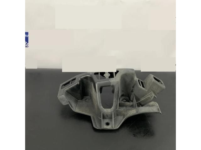 bontott LAND ROVER RANGE ROVER Bal hátsó Oldal Lökhárító Tartó (Műanyag)