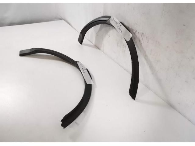 bontott LAND ROVER RANGE ROVER Bal hátsó Sárvédő Szélesítő