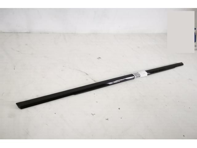 bontott LAND ROVER RANGE ROVER Bal hátsó Vízlehúzó Gumicsík