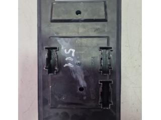 bontott LAND ROVER RANGE ROVER Biztosítéktábla Utastér