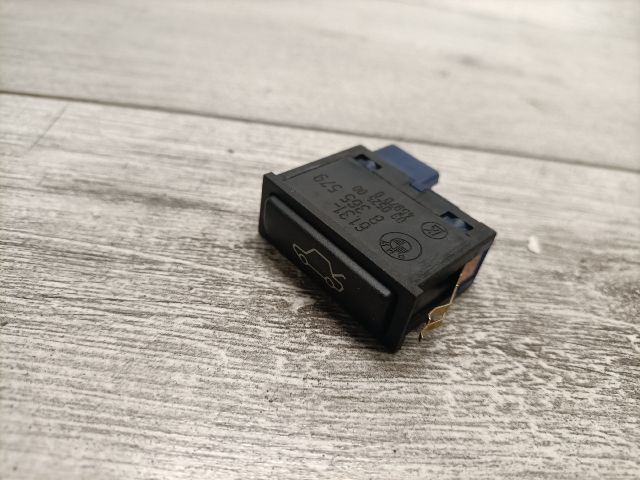 bontott LAND ROVER RANGE ROVER Csomagtér Nyitó Kar / Gomb