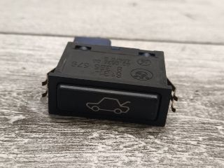 bontott LAND ROVER RANGE ROVER Csomagtér Nyitó Kar / Gomb