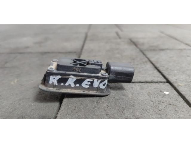 bontott LAND ROVER RANGE ROVER Csomagtér Nyitó Kar / Gomb