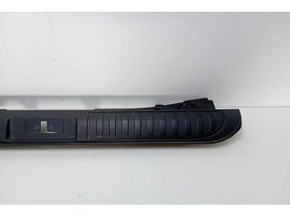 bontott LAND ROVER RANGE ROVER Csomagtérajtó Burkolat Alsó