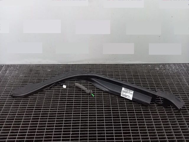 bontott LAND ROVER RANGE ROVER Csomagtérajtó Díszléc