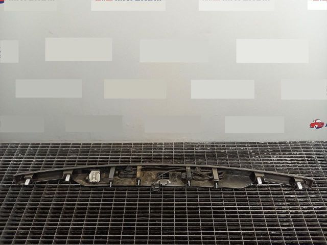 bontott LAND ROVER RANGE ROVER Csomagtérajtó Díszléc