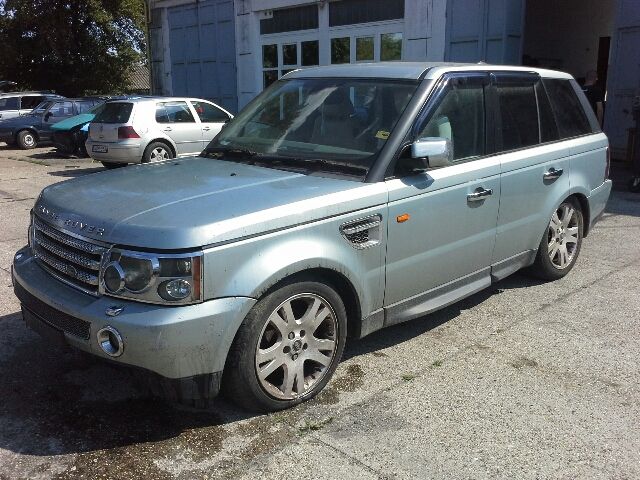 bontott LAND ROVER RANGE ROVER Csomagtérajtó (Részeivel)