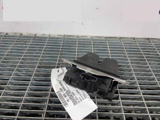 bontott LAND ROVER RANGE ROVER Csomagtérajtó Ütköző