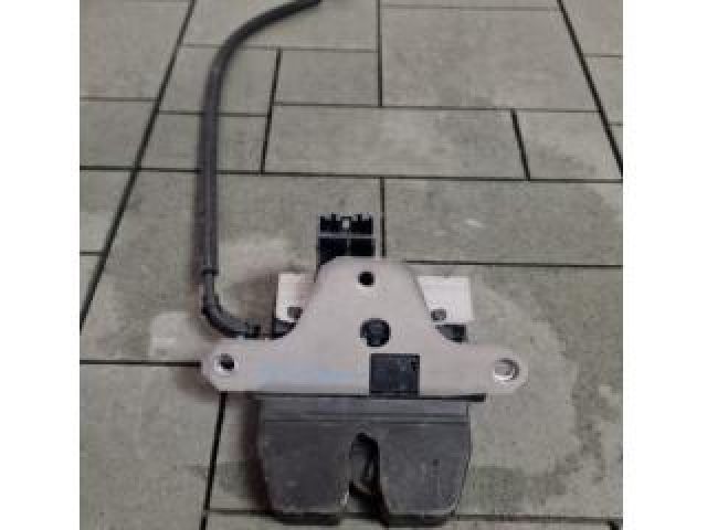 bontott LAND ROVER RANGE ROVER Csomagtérajtó Zárszerkezet