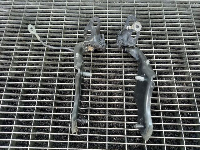 bontott LAND ROVER RANGE ROVER Csomagtérajtó Zsanér