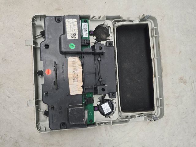 bontott LAND ROVER RANGE ROVER Első Beltér Világítás Keret