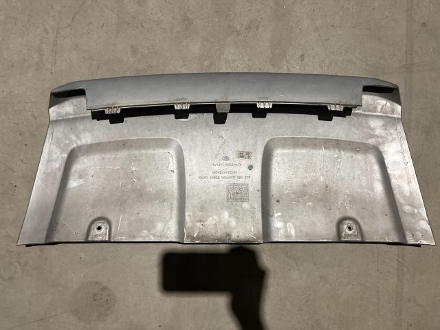 bontott LAND ROVER RANGE ROVER Első Lökhárító Alsó Középső Díszrács