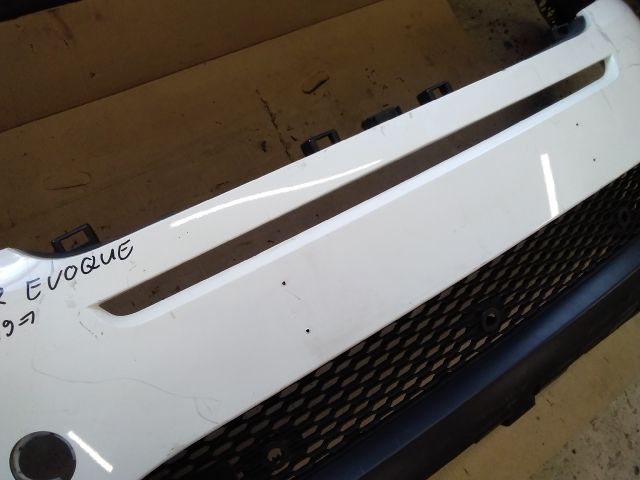 bontott LAND ROVER RANGE ROVER Első Lökhárító (Részeivel)