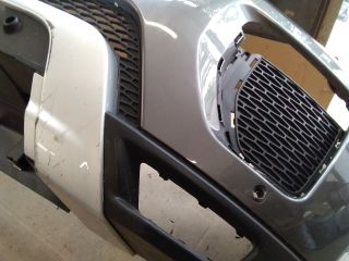 bontott LAND ROVER RANGE ROVER Első Lökhárító (Részeivel)