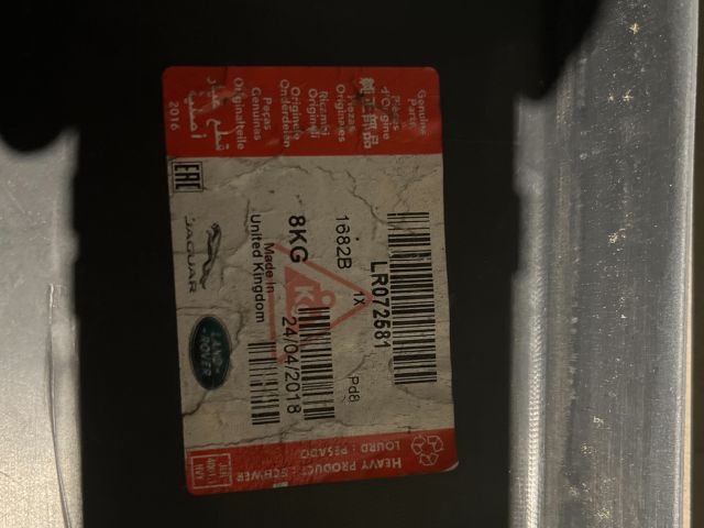 bontott LAND ROVER RANGE ROVER Első Lökhárító (Részeivel)