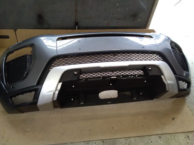 bontott LAND ROVER RANGE ROVER Első Lökhárító (Részeivel)