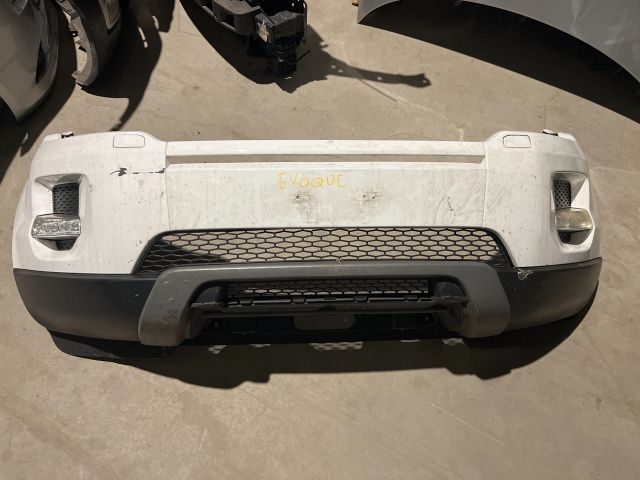 bontott LAND ROVER RANGE ROVER Első Lökhárító (Részeivel)