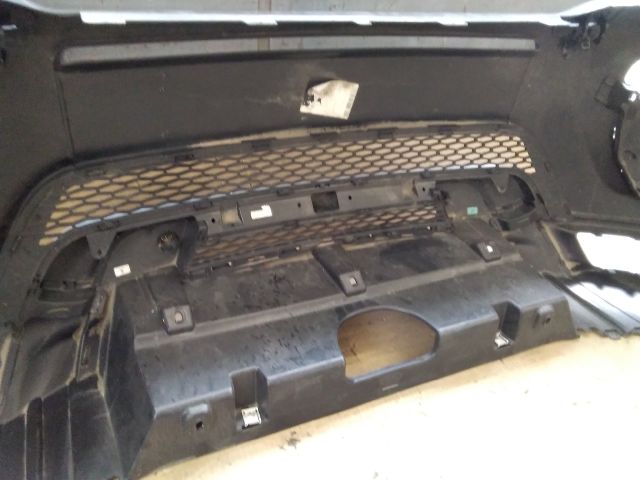 bontott LAND ROVER RANGE ROVER Első Lökhárító (Részeivel)